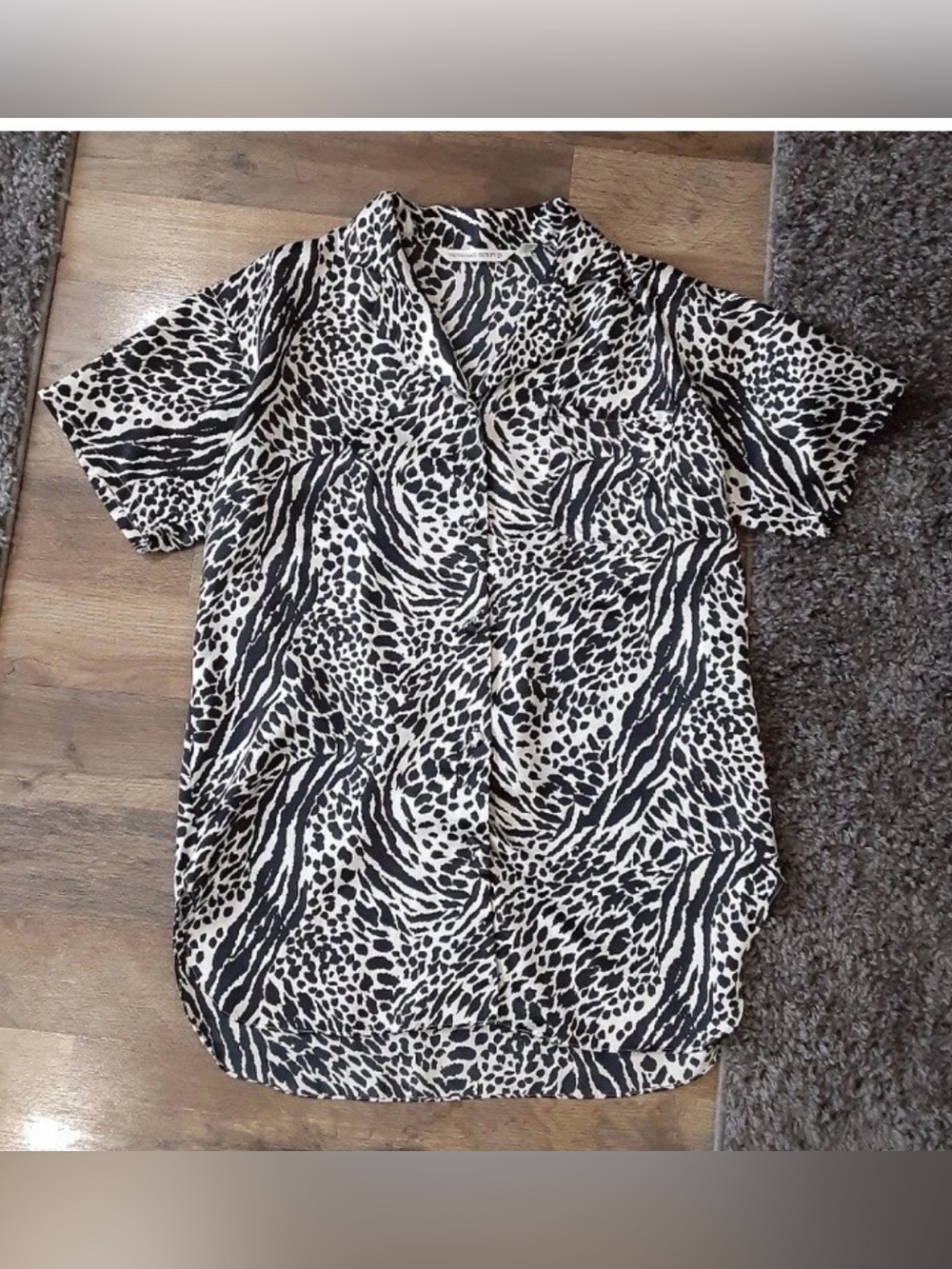 Victoria’s Secret Silky Zebra Animal Print Lounge Sleep Shirt Nightgown S